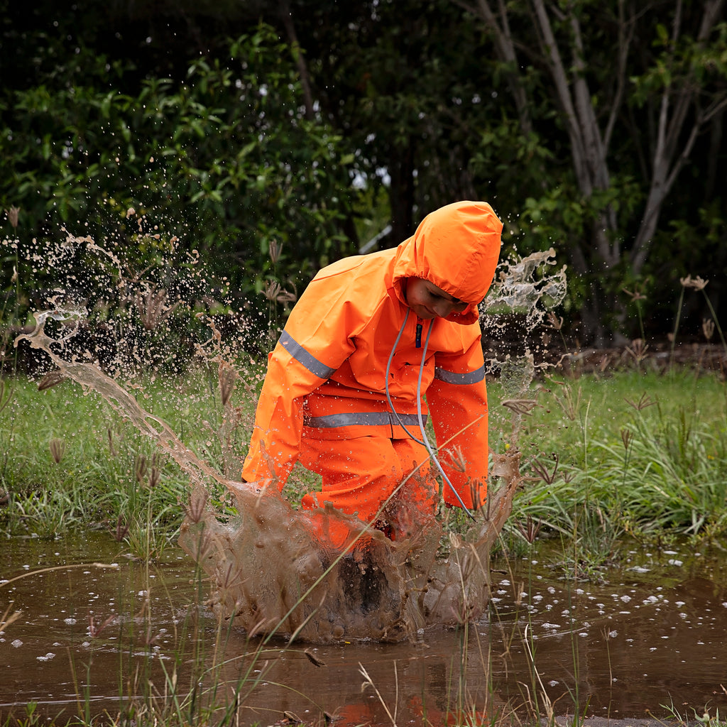 Hi Vis Wet Weather Gear Aussie Kids at Work
