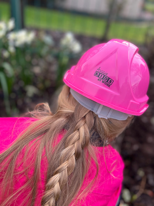 Pink construction hard hats deals